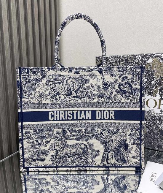 Christian Dior CD Large Embroidered Tote Bag 18085