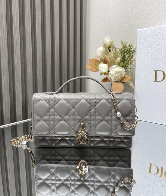 Christian Dior CD Lady Christian Dior CD Pearl Clutch Bag 0809