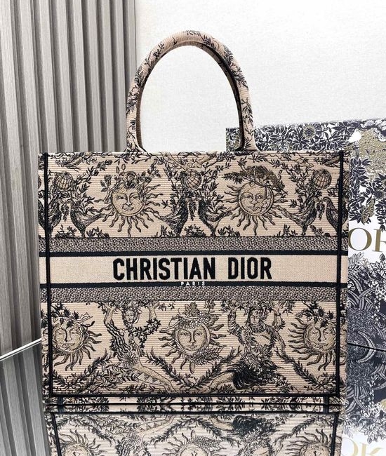 Christian Dior CD Book Tote Apricot Sun Constellation Large 5638