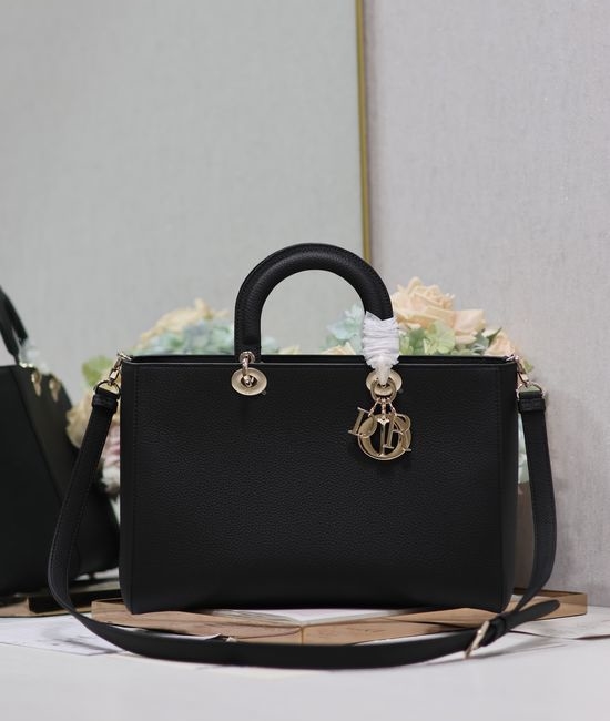 Christian Dior CD Lady D-Sire Leather Handbag 1152