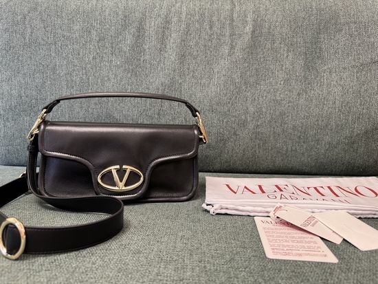 Valentino VLOGO SIGNATURE Sheepskin Handbag 2233