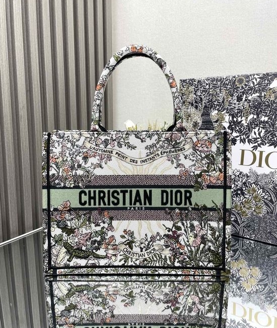 Christian Dior CD Flower Embroidery Medium Shopping Tote 18097