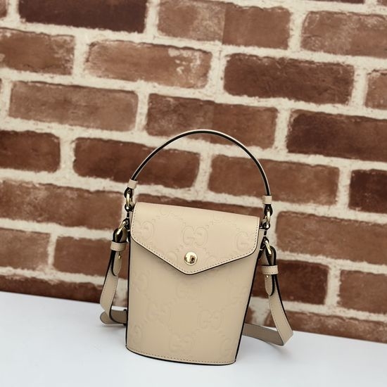 Gucci Embossed Beige Leather Small Bag 772795