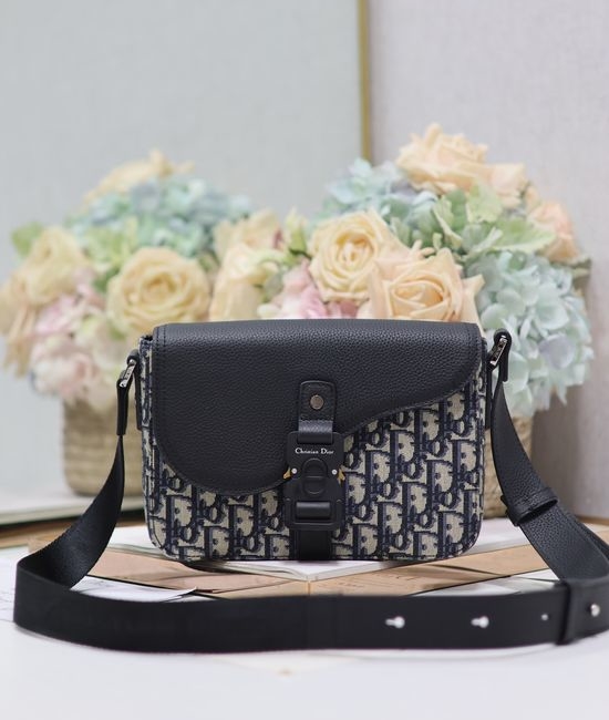 Christian Dior CD Saddle Oblique Messenger Bag 049
