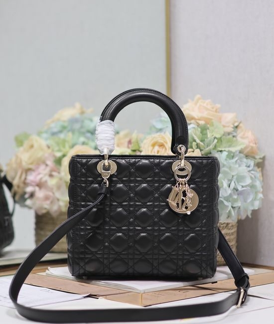 Christian Dior CD Lady Christian Dior CD Cannage Lambskin Five-Grid Handbag 0565