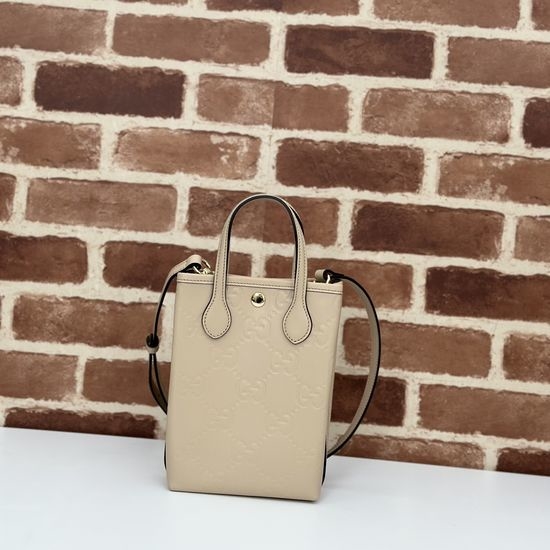 Gucci Beige Embossed Leather Handbag 790133