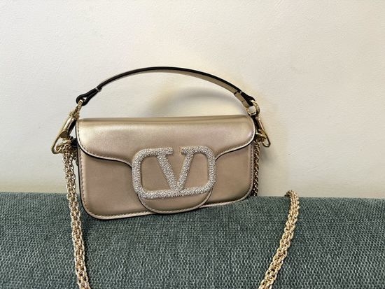 Valentino Garavani Handbag Star Diamond Buckle 1133
