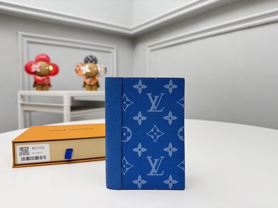 Louis Vuitton LV Tagarama Monogram Passport Holder M31030