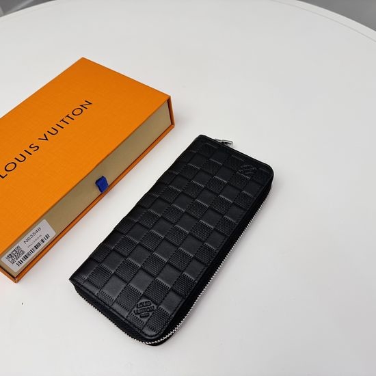 Louis Vuitton LV Embossed Zipper Wallet N63548