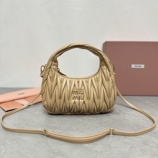 Miu Miu MiuWander Classic Quilted Leather Bag 5BC125