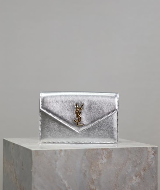 Yves Saint Laurent YSL WOC Envelope Bag 393953