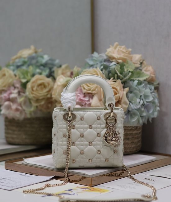 Christian Dior CD Lady Christian Dior CD Lambskin Chain Handbag 0505