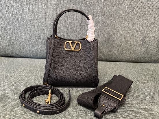 Valentino VLOGO SIGNATURE Grain Leather Handbag 6099