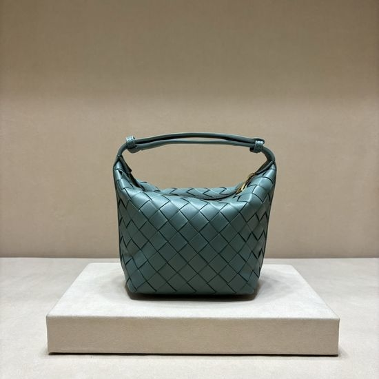 Bottega Veneta BV Intrecciato Mini Lunch Box Shoulder Bag 3002
