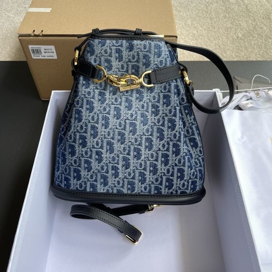 Christian Dior CD 30Montaigne Denim Bucket Bag M2271