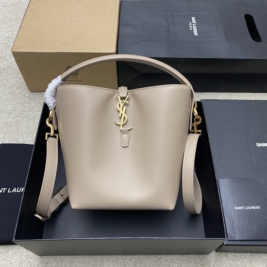 Yves Saint Laurent YSL LE 5A7 Small Bucket Bag in Black 749036