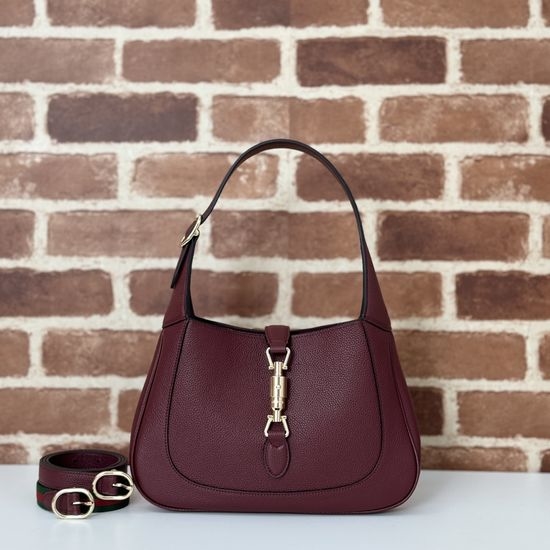 Gucci Shoulder Bag Burgundy Litchi Leather 810232