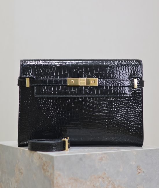 Yves Saint Laurent YSL Manhattan Flap Baguette Bag 579271