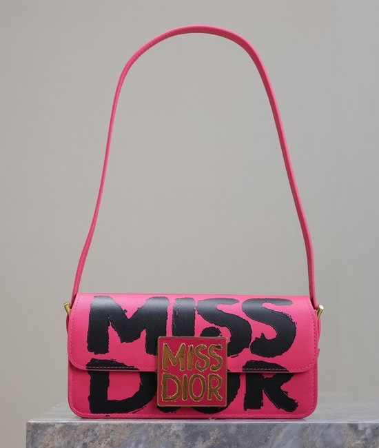 Christian Dior CD Miss Christian Dior CD Graffiti Berry Red Bag 2610