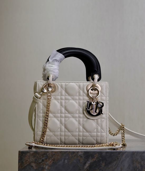 Christian Dior CD Lady Christian Dior CD Stitched Lambskin Handbag 0505