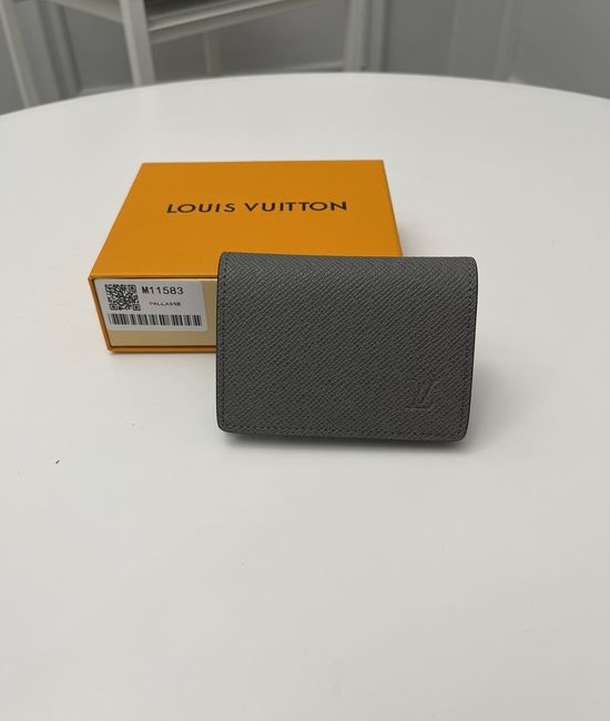 Louis Vuitton LV Damier Graphite Business Card Holder M11583