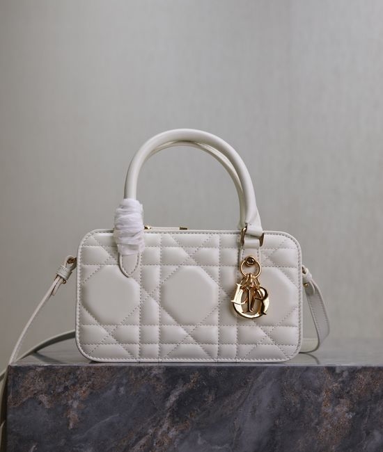 Christian Dior CD Montaigne 30 Mini Doctor Bag White 3302