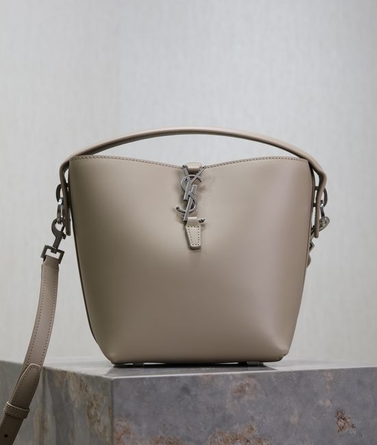 Yves Saint Laurent YSL LE 37 Elegant Water Bucket Bag 14794