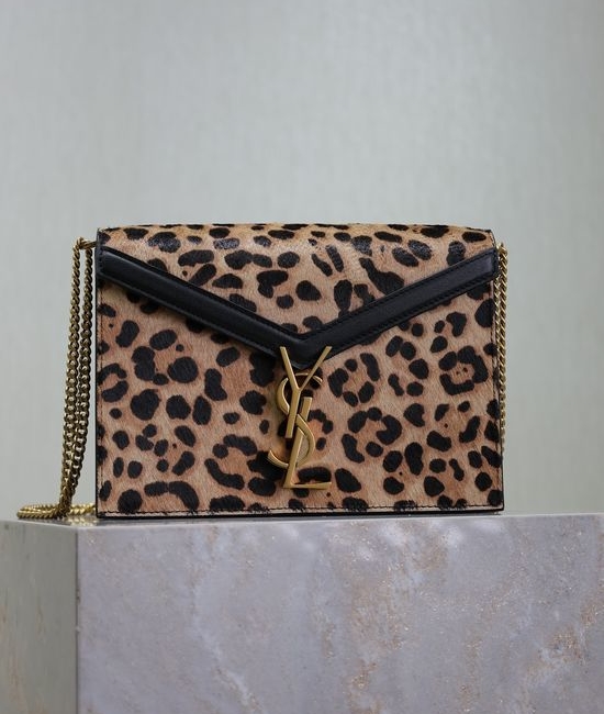 Yves Saint Laurent YSL CASSANDRA Chain Shoulder Bag 532750