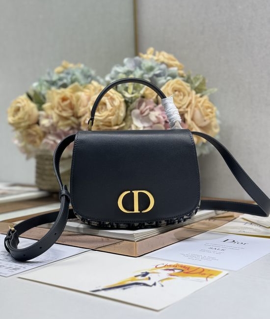 Christian Dior CD 30 Montaigne Avenue Flap Bag 9371