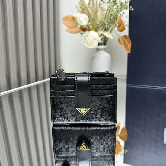 Prada Classic Leather Wallet with Card Slots 1ML047