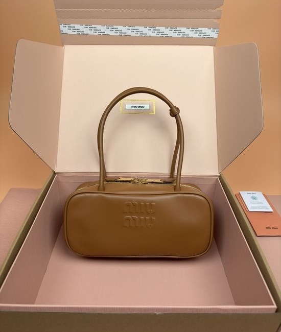 Miu Miu Beau Calfskin Handbag 5BB173