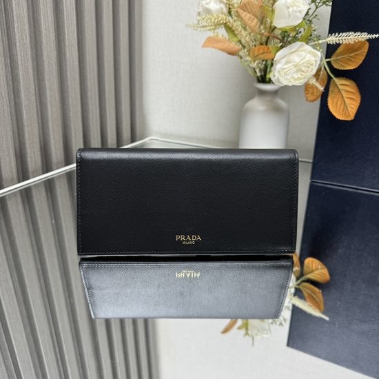 Prada Classic Leather Billfold Wallet 2MV836
