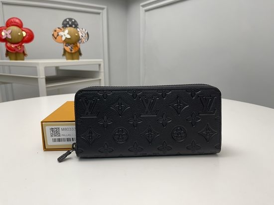 Louis Vuitton LV Embossed Horizontal Wallet M80333