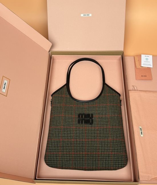 Miu Miu IVY Plaid Shopping Tote Bag 5BG231