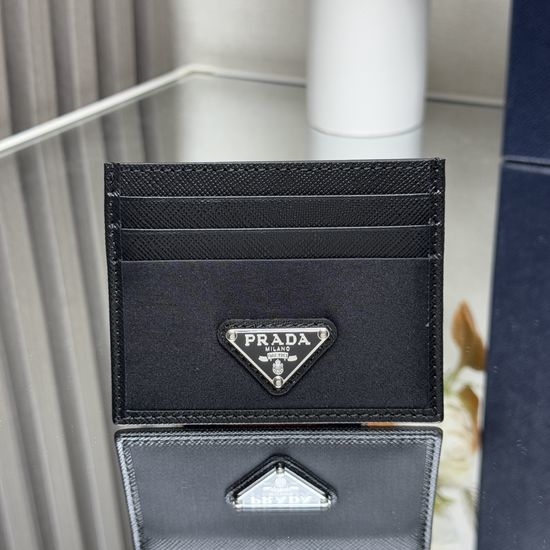 Prada Saffiano Leather Card Holder 2MC025