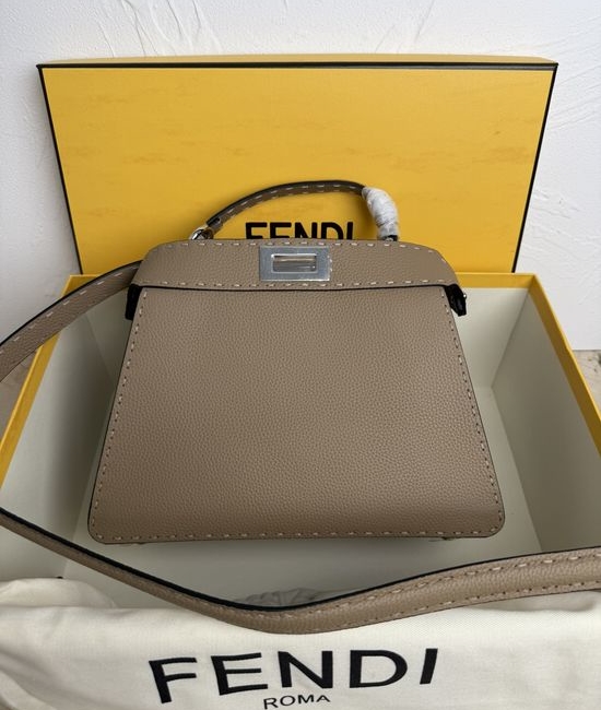 Fendi Peekaboo ISeeU Medium Calfskin Handbag 8BN327