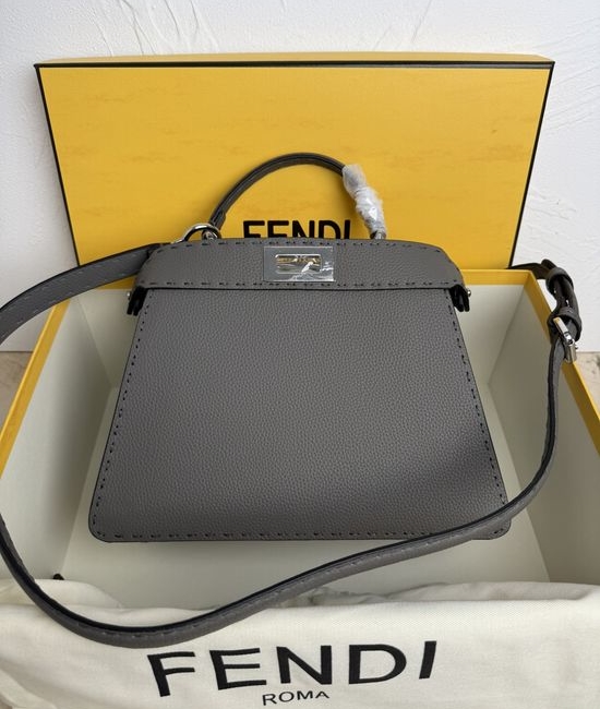 Fendi Peekaboo ISeeU Medium Calfskin Handbag 8BN327