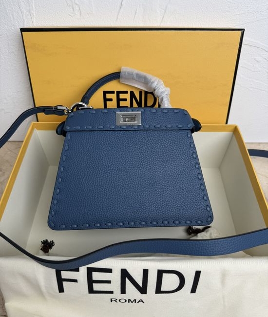 Fendi Peekaboo ISeeU Small Leather Handbag 8BN327