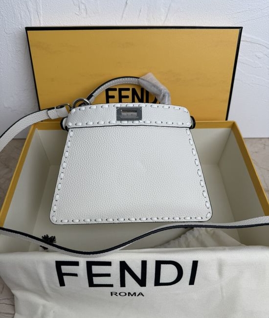 Fendi Peekaboo ISeeU Small Handbag 8BN327
