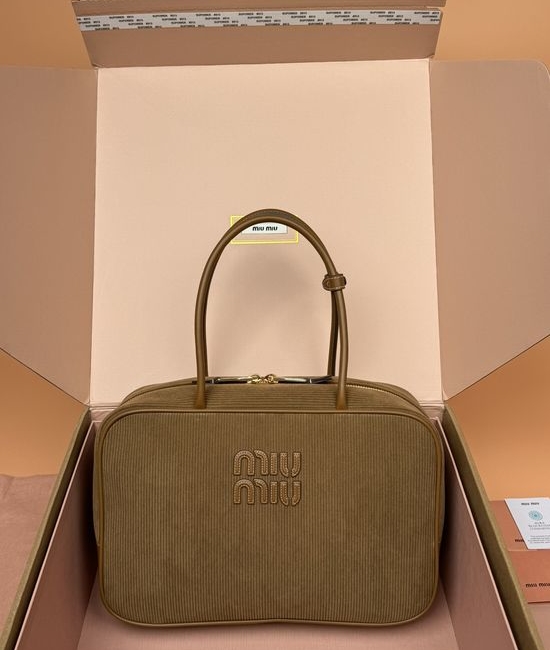 Miu Miu Beau Corduroy Textured Handbag 5BB163