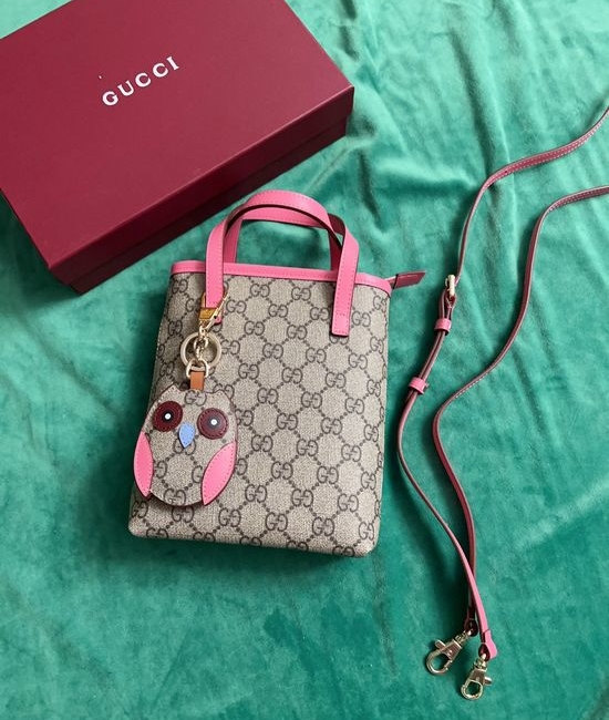 Gucci Handheld Crossbody Bag 831899