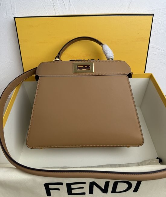 Fendi Peekaboo ISeeU Medium Leather Handbag 8019