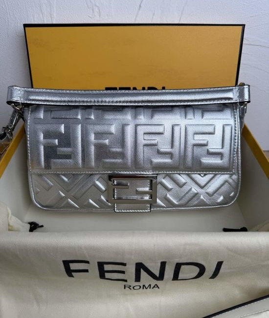 Fendi Baguette Medium Leather Handbag 0191m