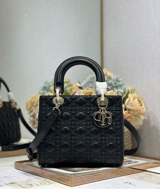 Christian Dior CD Lady Christian Dior CD Medium Lambskin Bag 0565
