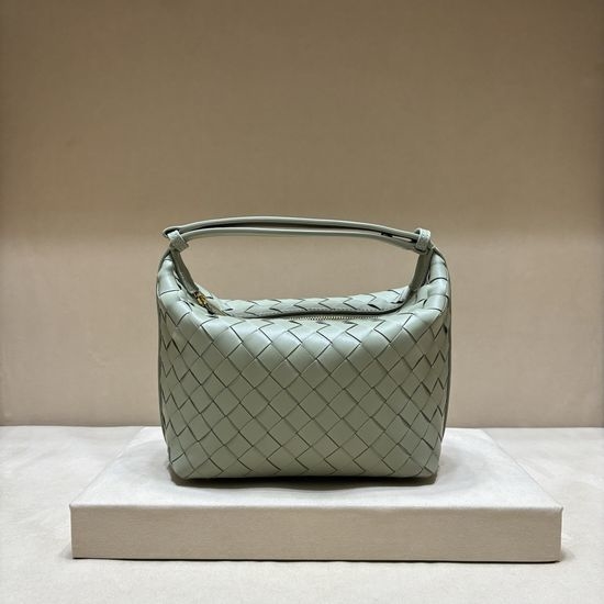 Bottega Veneta BV Intrecciato Woven Lambskin Lunch Bag 3002