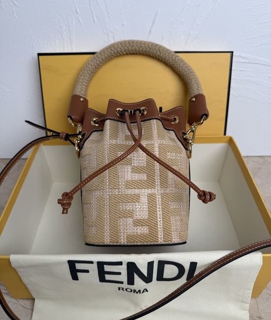 Fendi Mon Tresor Mini Leather Bucket Bag 010