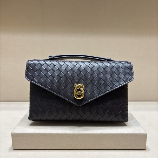 Bottega Veneta BV Knot Lock Intrecciato Woven Bag 817192
