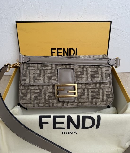 Fendi Baguette Series Medium Fabric Handbag 8038