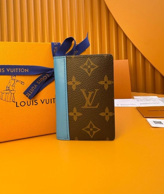 Louis Vuitton LV Pocket Wallet Monogram Canvas M12828