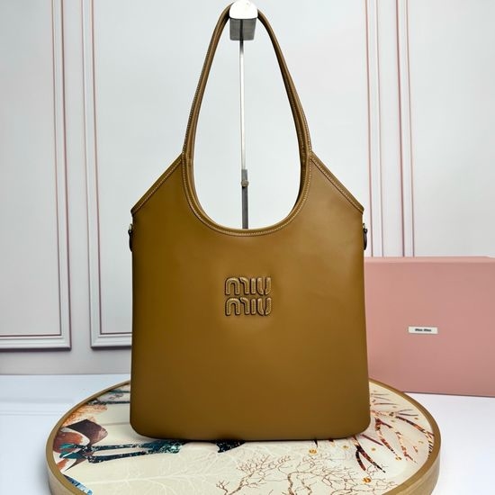 Miu Miu Leather Isetan Tote Bag 5BG231